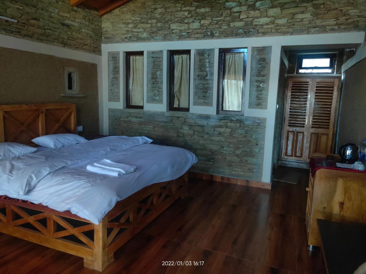 Meraki Huts Pauri Esterno foto