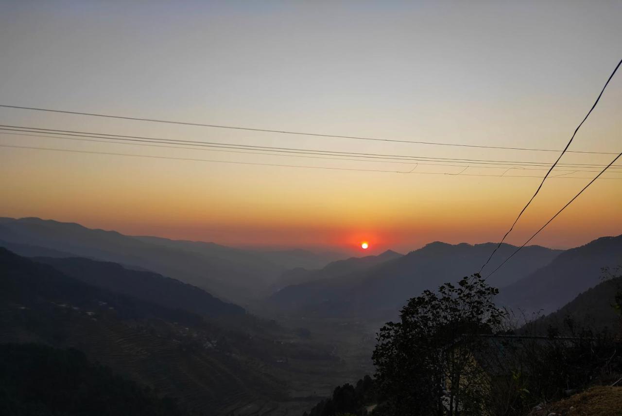 Meraki Huts Pauri Esterno foto