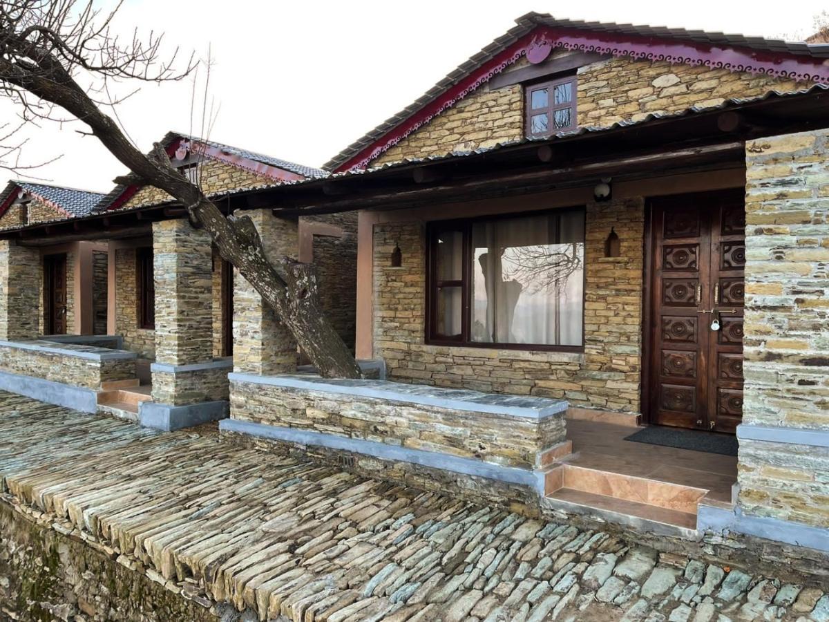 Meraki Huts Pauri Esterno foto