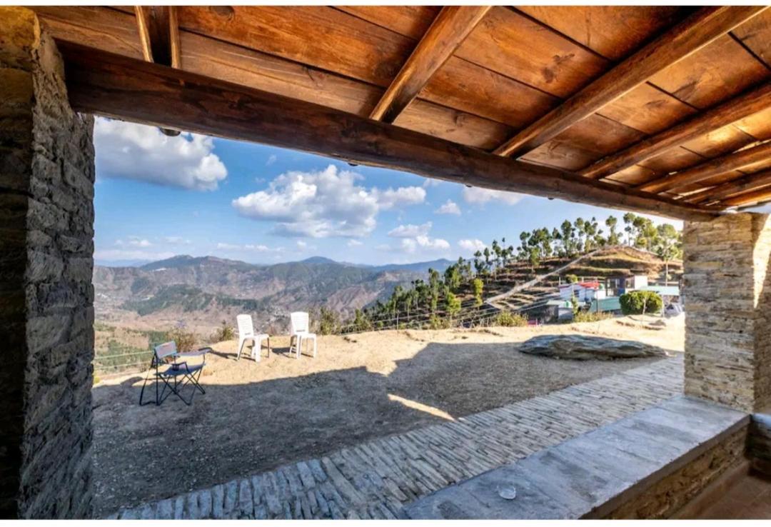 Meraki Huts Pauri Esterno foto