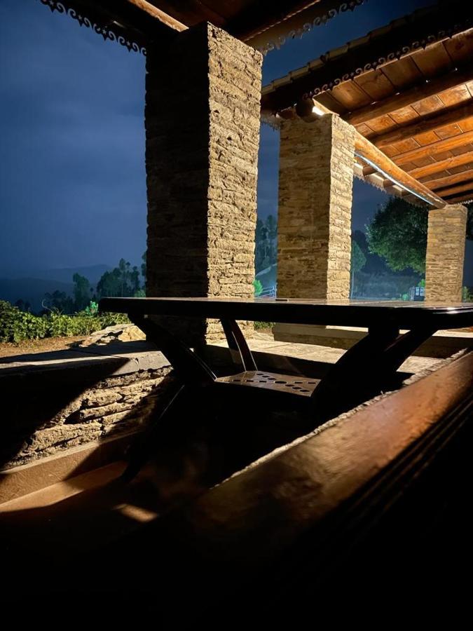 Meraki Huts Pauri Esterno foto