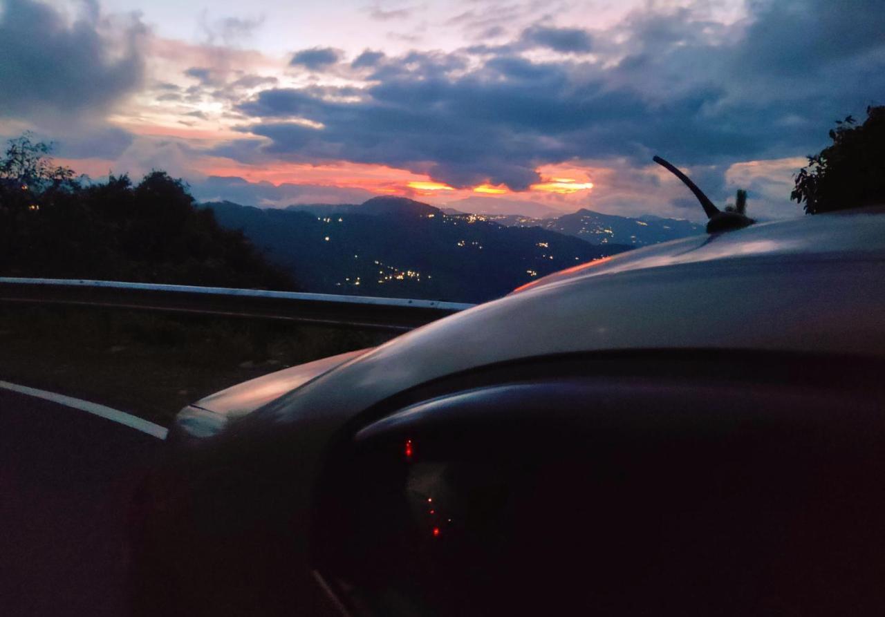 Meraki Huts Pauri Esterno foto